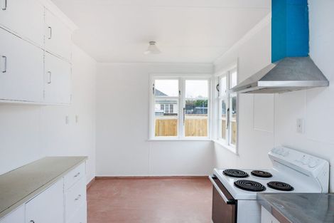 Photo of property in 70 Rangiora Avenue, Roslyn, Palmerston North, 4414