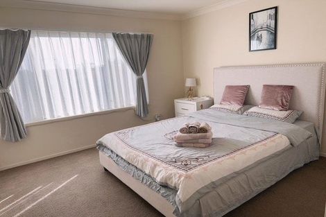 Photo of property in 31 Woodgers Way, Somerville, Auckland, 2014