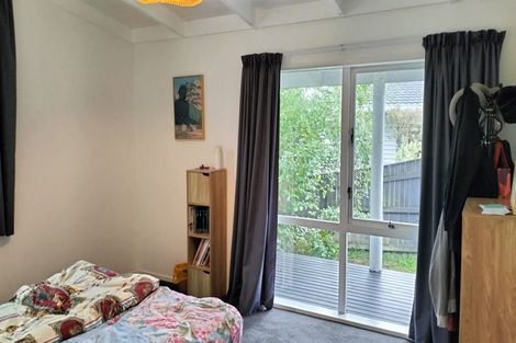 Photo of property in 38 Larchmont Grove, Totara Park, Upper Hutt, 5018