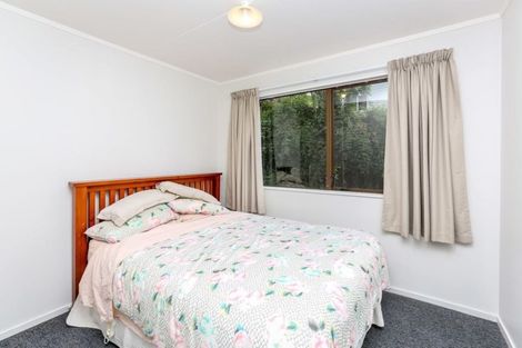 Photo of property in 28b Riversdale Drive, Merrilands, New Plymouth, 4312