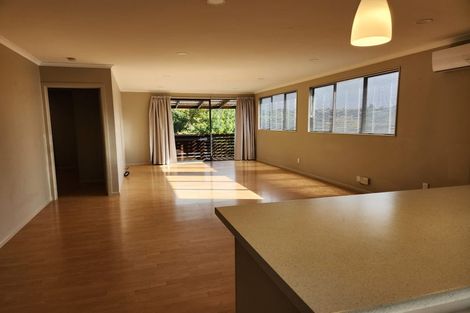 Photo of property in 52 Welcome Bay Road, Welcome Bay, Tauranga, 3112