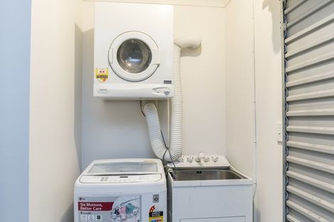 Photo of property in 9 Murphy Street, Thorndon, Wellington, 6011