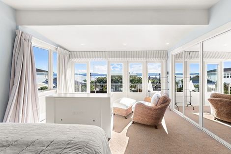 Photo of property in 84 Muritai Road, Eastbourne, Lower Hutt, 5013