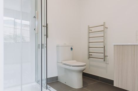 Photo of property in 28 Tukari Lane, Mangere Bridge, Auckland, 2022