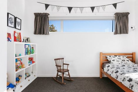 Photo of property in 64 Utopia Park Heights, Welcome Bay, Tauranga, 3112