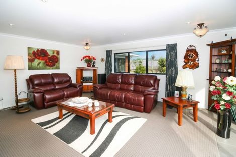 Photo of property in 6 Manuka Place, Whalers Gate, New Plymouth, 4310
