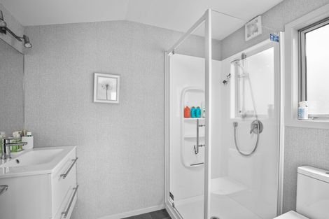 Photo of property in 1 Royal Terrace, Alexandra, 9320