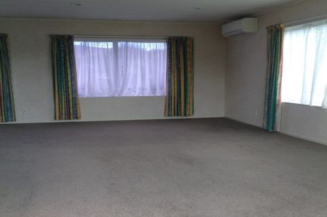 Photo of property in 14 Ifield Court, Burswood, Auckland, 2013