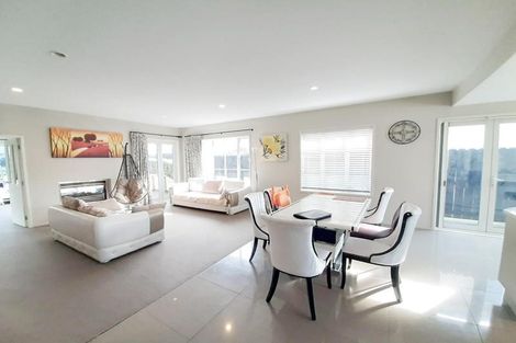 Photo of property in 62 Toscana Drive, Karaka, Papakura, 2113