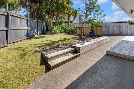 Photo of property in 8 Tuscan Place, Half Moon Bay, Auckland, 2012