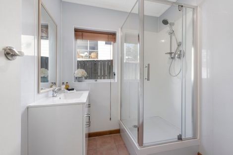 Photo of property in 43 Stapleford Crescent, Browns Bay, Auckland, 0630