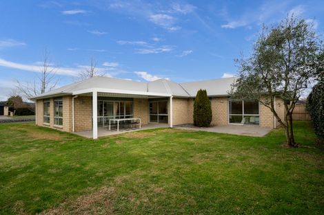 Photo of property in 35 Carnation Court, Cambridge, 3434