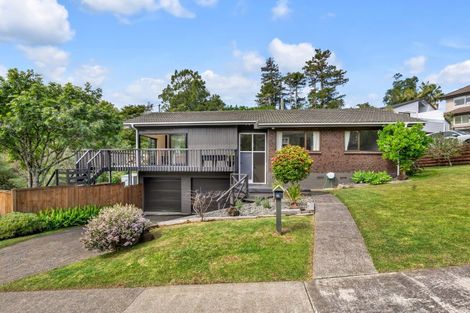 Photo of property in 21 Lastel Place, Shelly Park, Auckland, 2014