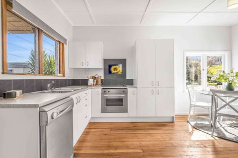 Photo of property in 25 Kent Road, Saint Johns Hill, Whanganui, 4501