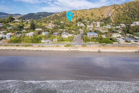 Photo of property in 18 Ocean Road, Paekakariki, 5034