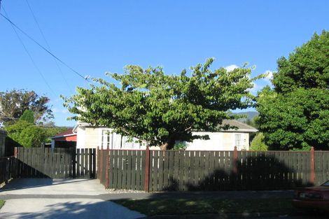 Photo of property in 22 Routley Crescent, Elderslea, Upper Hutt, 5018