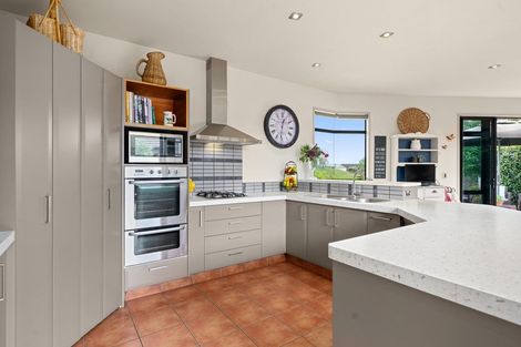 Photo of property in 180 Hollister Lane, Ohauiti, Tauranga, 3112