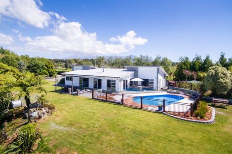 Photo of property in 848a Carrington Road, Hurworth, New Plymouth, 4371