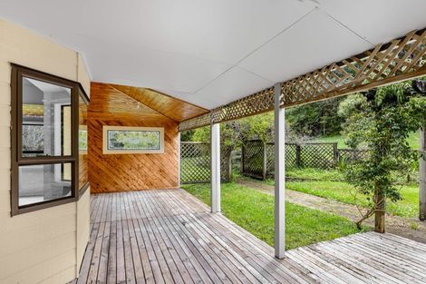 Photo of property in 117 Brick Bay Drive, Sandspit, Warkworth, 0982