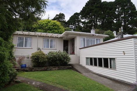 Photo of property in 9 Holland Street, Wainuiomata, Lower Hutt, 5014