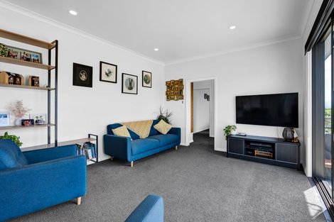 Photo of property in 43 Quinns Road, Normanby, Hawera, 4673