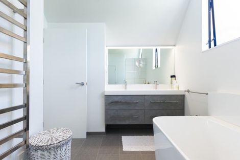 Photo of property in 9 Ridgeway Terrace, Taradale, Napier, 4112