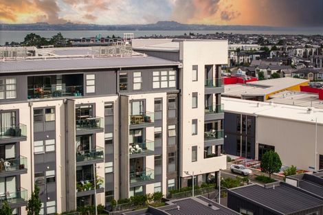 Photo of property in 103/2 Onekiritea Road, Hobsonville, Auckland, 0616