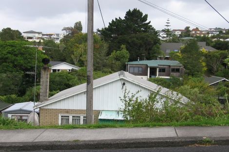 Photo of property in 36 Heathcote Road, Castor Bay, Auckland, 0620