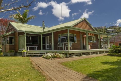 Photo of property in 8 Wharf Road, Tairua, 3508