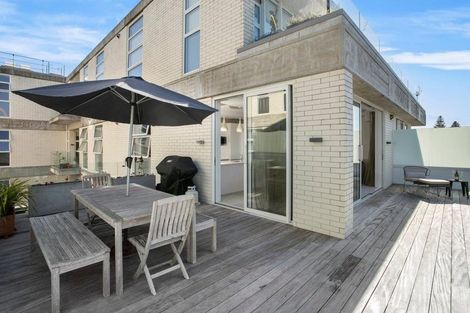 Photo of property in 405/246 Khyber Pass Road, Grafton, Auckland, 1023