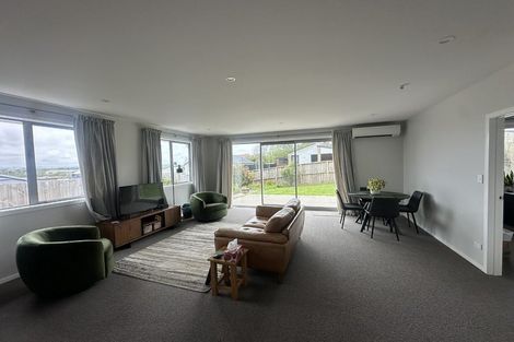 Photo of property in 18 Kawariki Road, Helensville, 0800