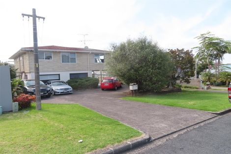 Photo of property in 12 Sea View Terrace, Cockle Bay, Auckland, 2014