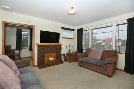 Photo of property in 15 Severn Terrace, Roslyn, Palmerston North, 4414