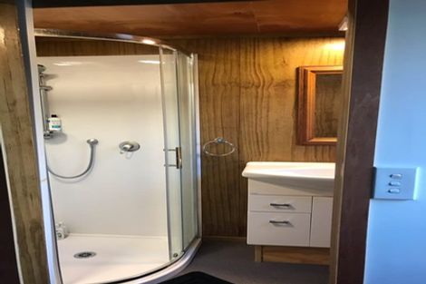 Photo of property in 13 Glenpark Avenue, Frankleigh Park, New Plymouth, 4310