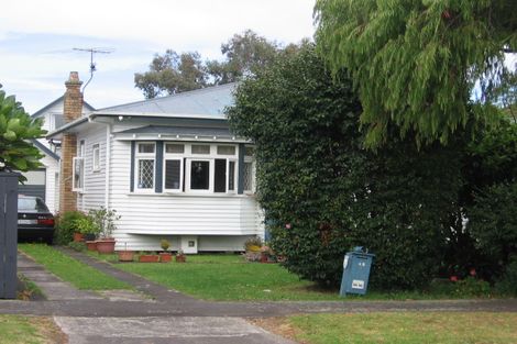 Photo of property in 48 Lambeth Road, Mount Eden, Auckland, 1041