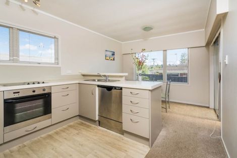 Photo of property in 3/4 Waterloo Road, Milford, Auckland, 0620