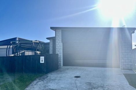 Photo of property in 36 Marion Crescent, Papamoa Beach, Papamoa, 3118