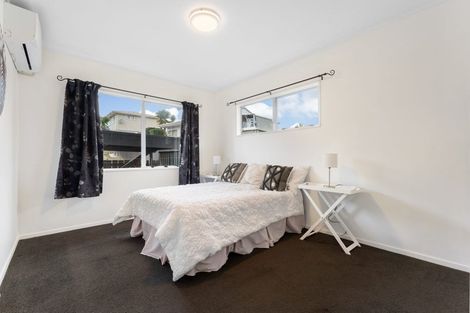 Photo of property in 3/51 Fruitvale Road, New Lynn, Auckland, 0600