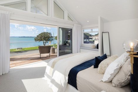 Photo of property in 15 Shelly Beach Parade, Cockle Bay, Auckland, 2014