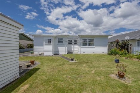 Photo of property in 33 Rugby Street, Levin, 5510
