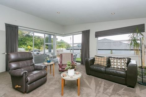 Photo of property in 11 Cherry Lane, Hurdon, New Plymouth, 4310