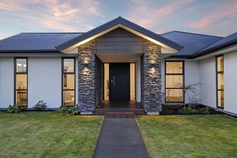 Photo of property in 4 Rostrevor Place, Mairehau, Christchurch, 8052