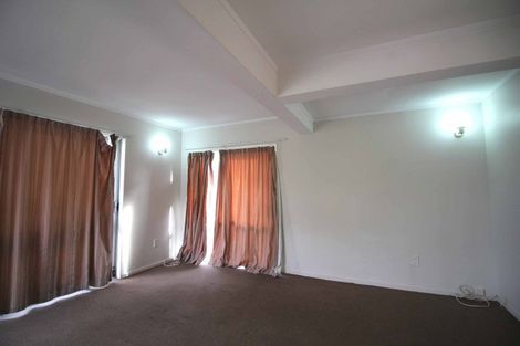 Photo of property in 10 Acton Place, Avondale, Auckland, 0600