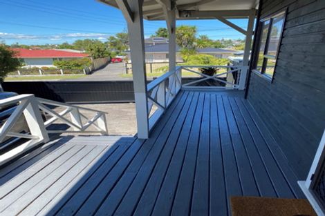 Photo of property in 2a Coniston Avenue, Te Atatu South, Auckland, 0610