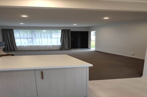 Photo of property in 61 Willerton Avenue, New Lynn, Auckland, 0600