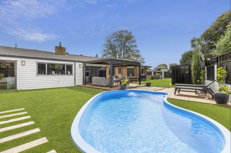 Photo of property in 262 Shakespeare Street, Leamington, Cambridge, 3432