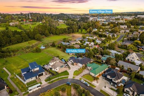 Photo of property in 18 Kahika Grove, Huapai, Kumeu, 0810