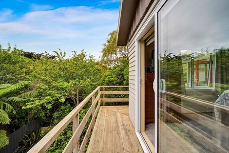 Photo of property in 162 Seaview Road, Westown, New Plymouth, 4310