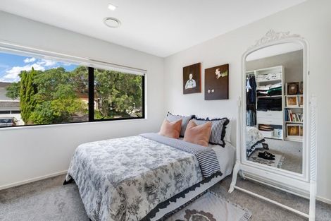 Photo of property in 7 Hartles Place, Mellons Bay, Auckland, 2014