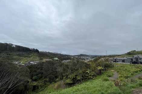 Photo of property in 28 Holystone Road, Whitby, Porirua, 5024